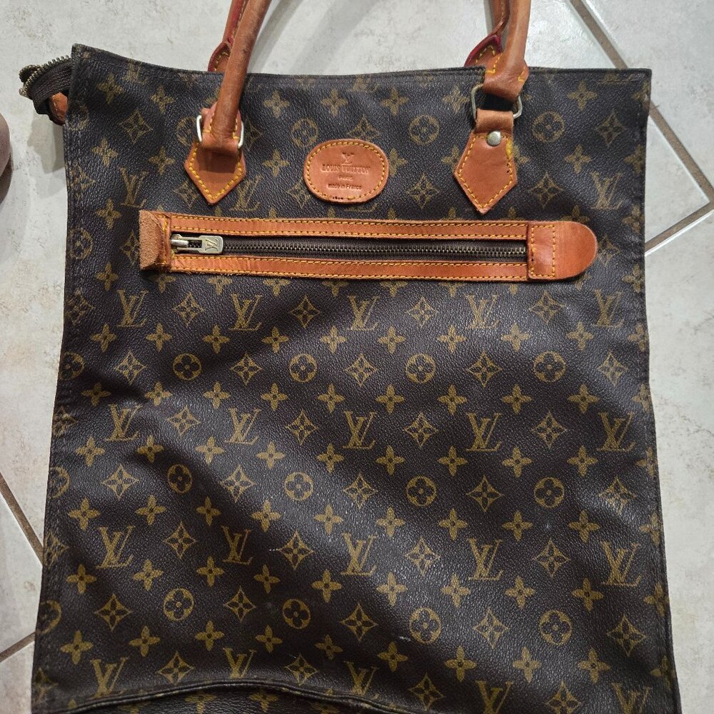 Handbag (no proof of authenticity)